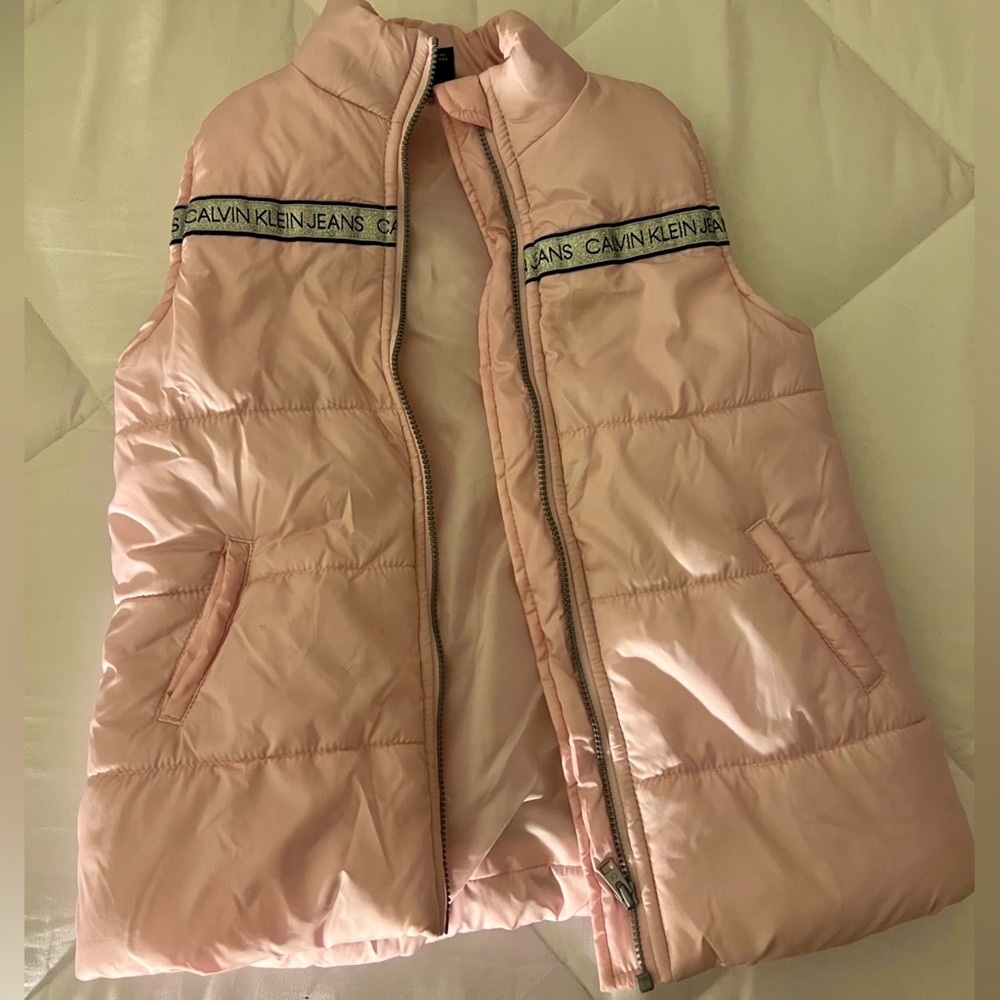 Calvin Klein Girls Puffer Vest Pink
